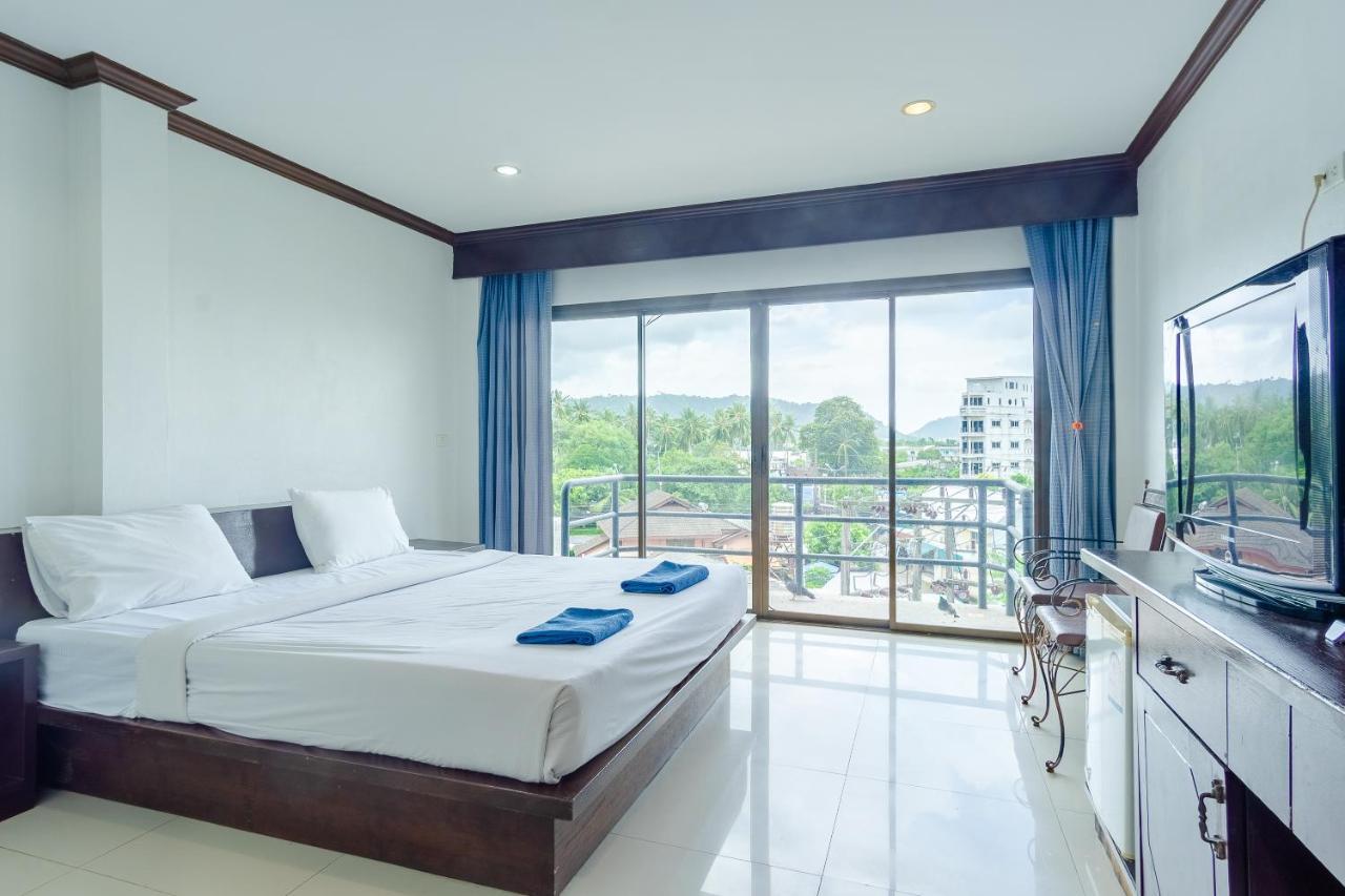 Goodday Kathu Apartment Bagian luar foto